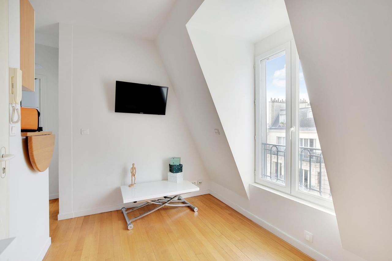 Champs De Mars - Laos Apartment Paris Ngoại thất bức ảnh